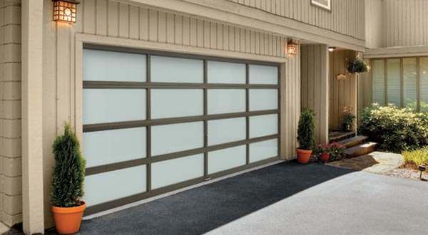 Wood vs Aluminum Garage Doors